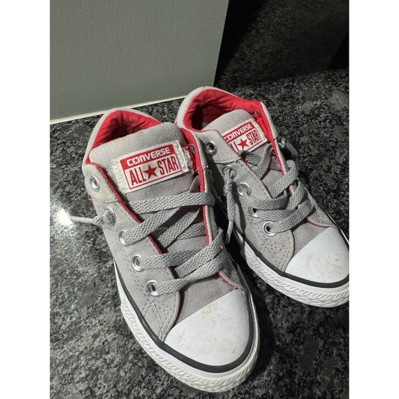 Converse All Star Youth Boys Size 11 Red/Gray - Picture 1 of 6